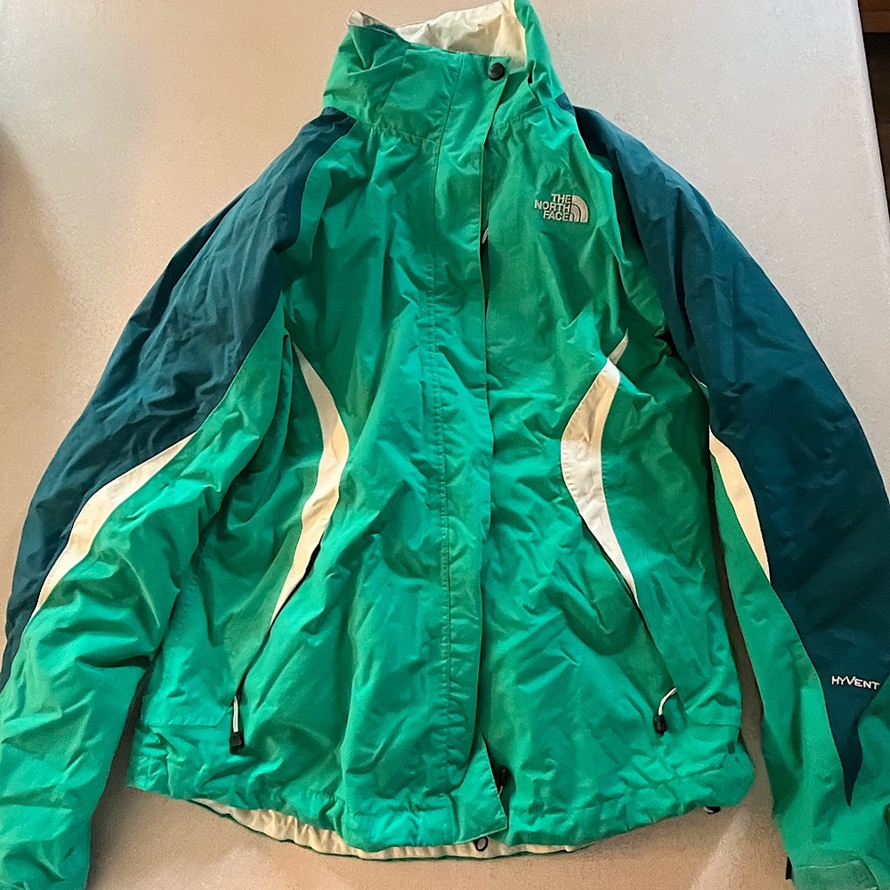 North face medium winter jacket